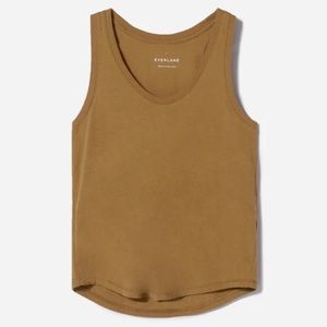 Large Everlane Racerback Tank in Clay